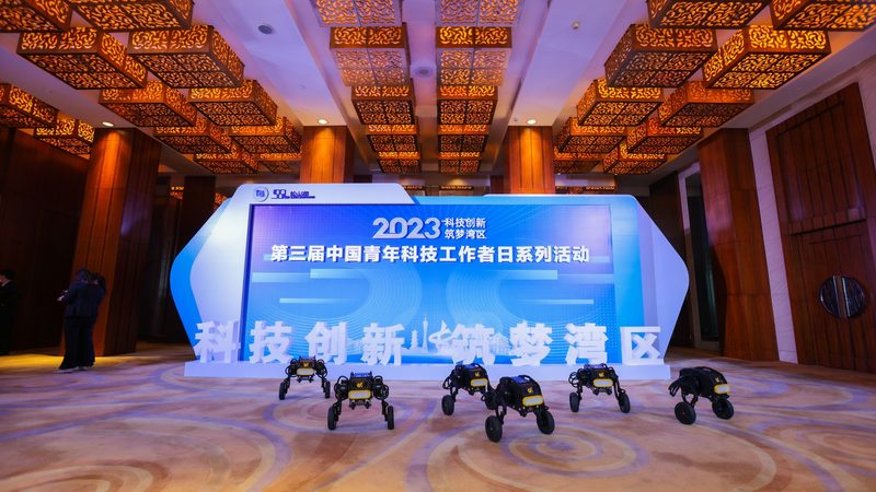 性价比高的OA办公软件，应满足以下标准：